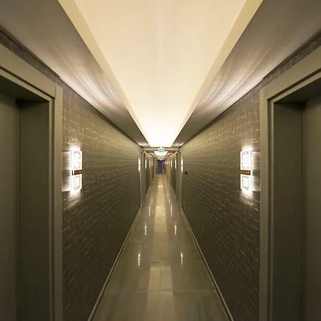 Hotel Voxx